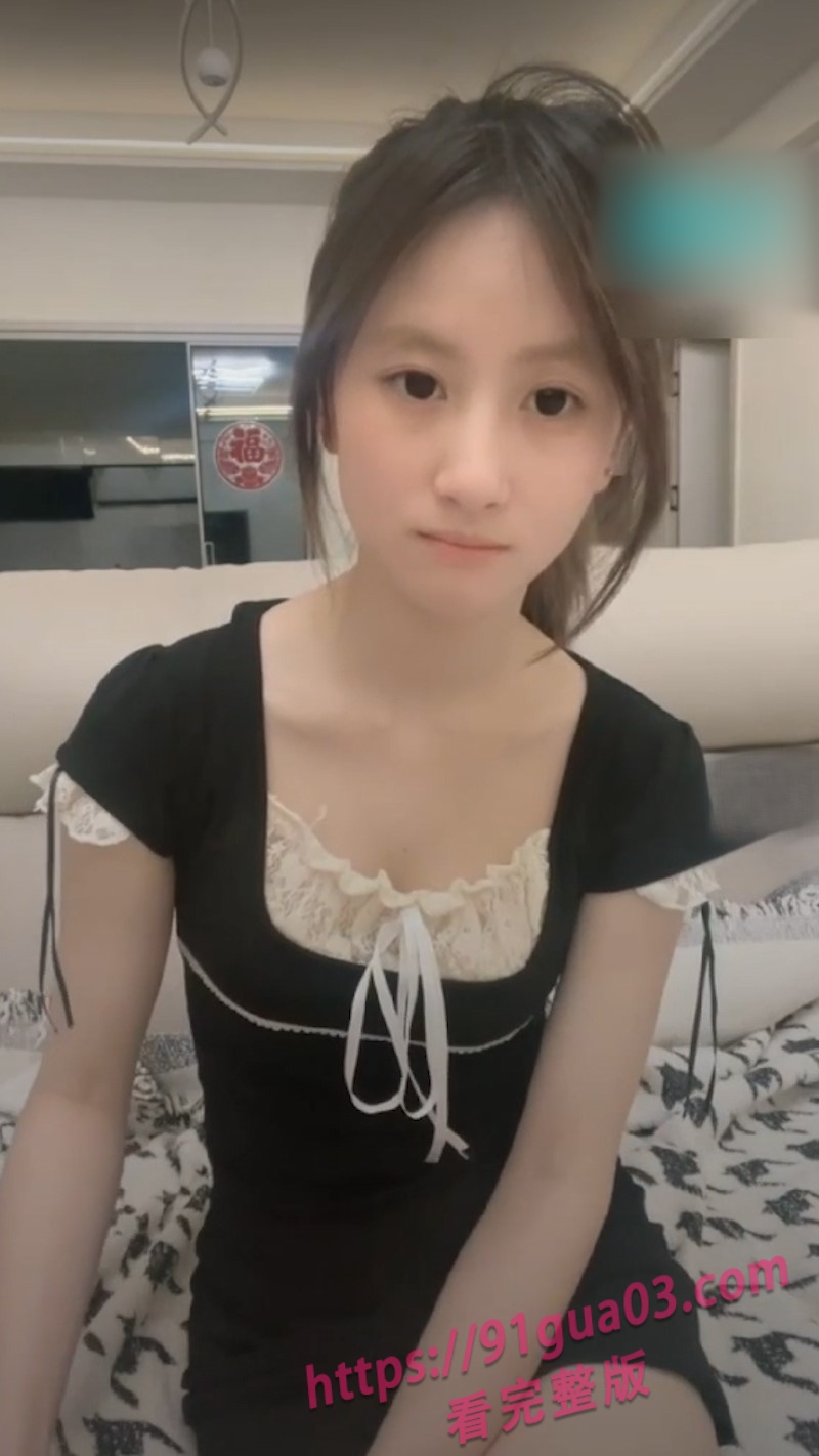 清纯学妹小玉儿私录片段曝光 姿态撩人火力全开！