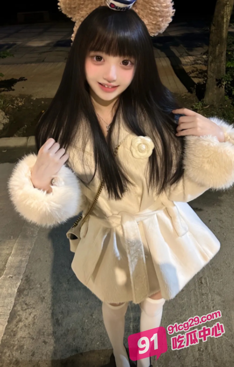 绥化职高高三小学妹 吴琳琳 逃课与人做爱 白虎妹妹被无良渣男激情中出