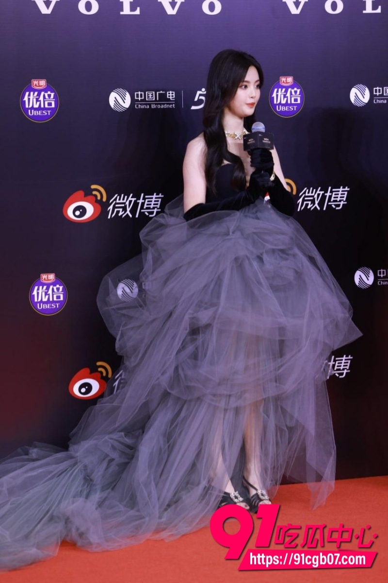 高能大瓜新晋女星 杨超越 早年被人下药性爱视频16 高能大瓜新晋女星 杨超越 早年被人下药性爱视频16