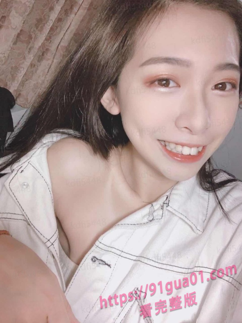 台北高颜女神私拍流出 清纯外表下欲望炸裂 配图3