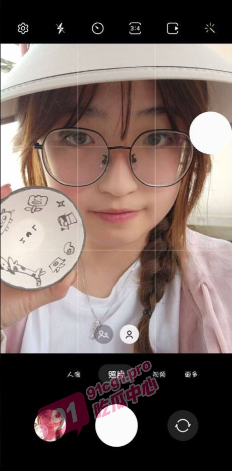反差诱人眼镜妹--被学长偷录3P视频遭退学 多段视频曝光！
