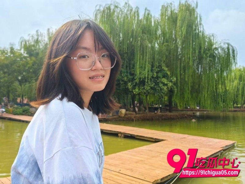 极品反差学生小母狗李佳怡3