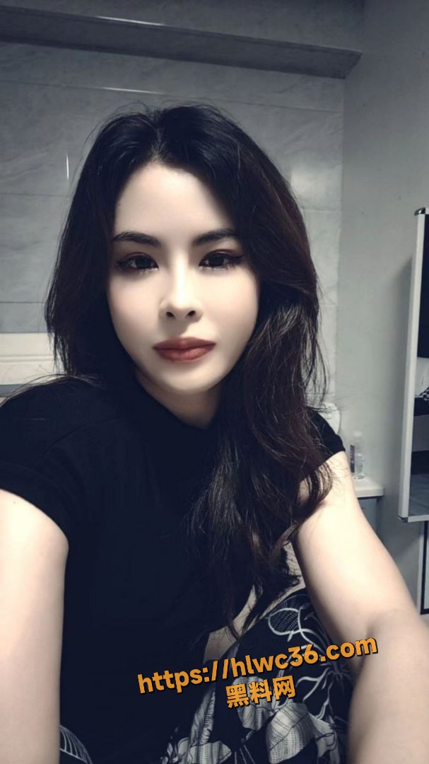 晋江万达高颜值少妇外围 晓晓 带你体验全套高级会所莞式服务