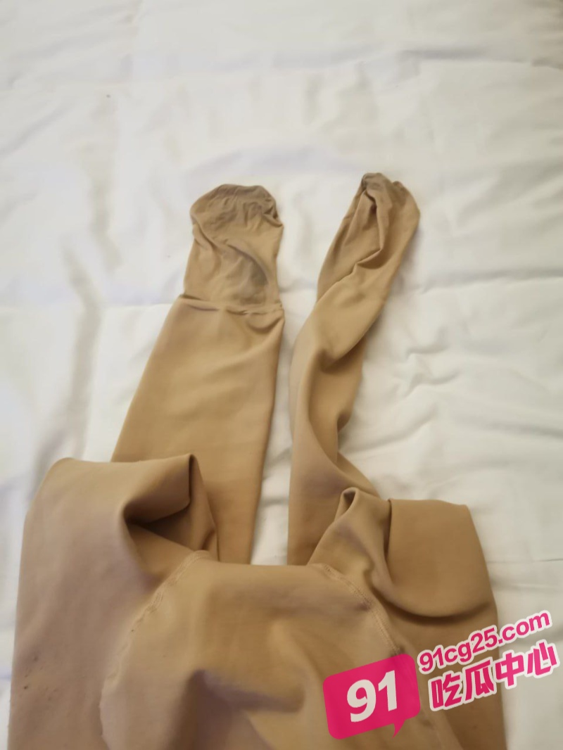 女大学生网恋奔现 遭下药迷奸惨被滴蜡调教 小伙甚至浴血奋战！ 配图18
