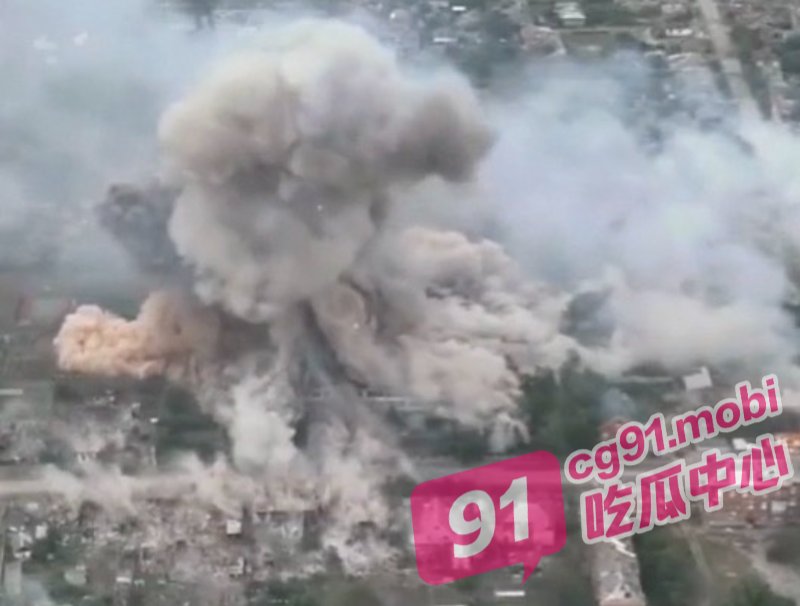 俄乌战争真实影像 无人机第一视角 战斗集锦士兵尸横遍野!
