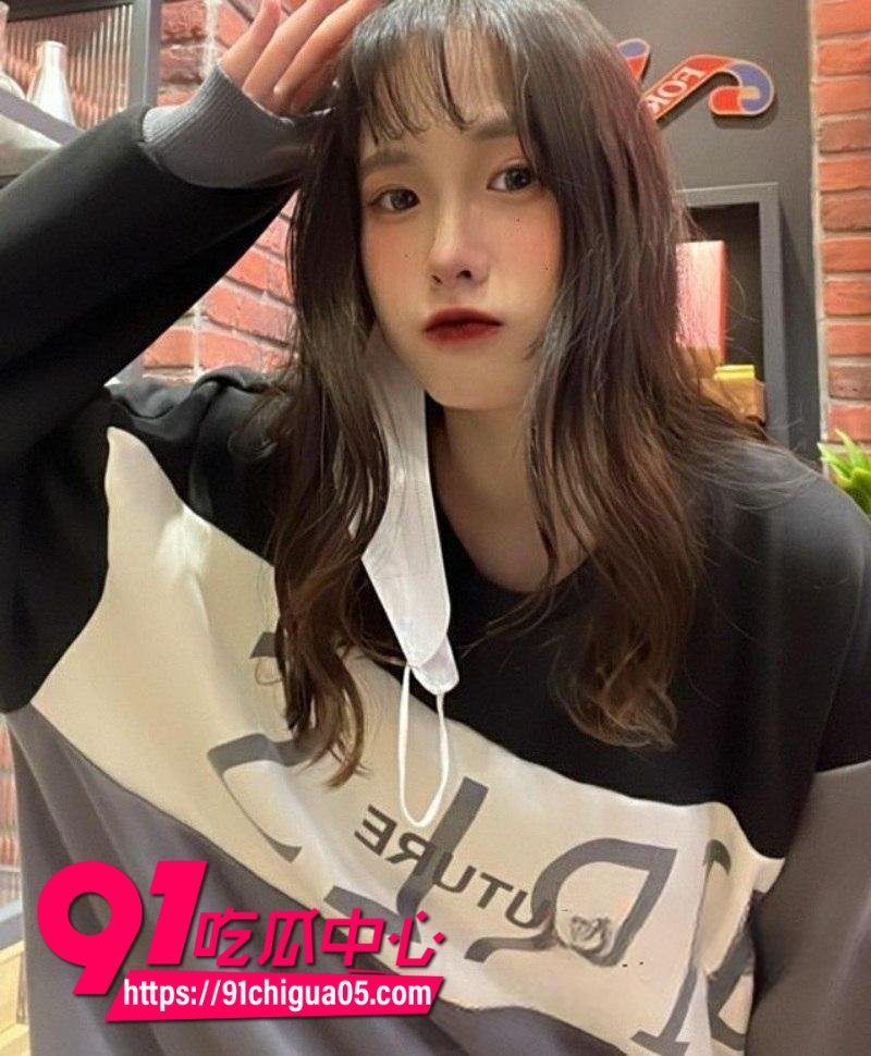 江西师大女校花王源圆被男友背刺曝光1