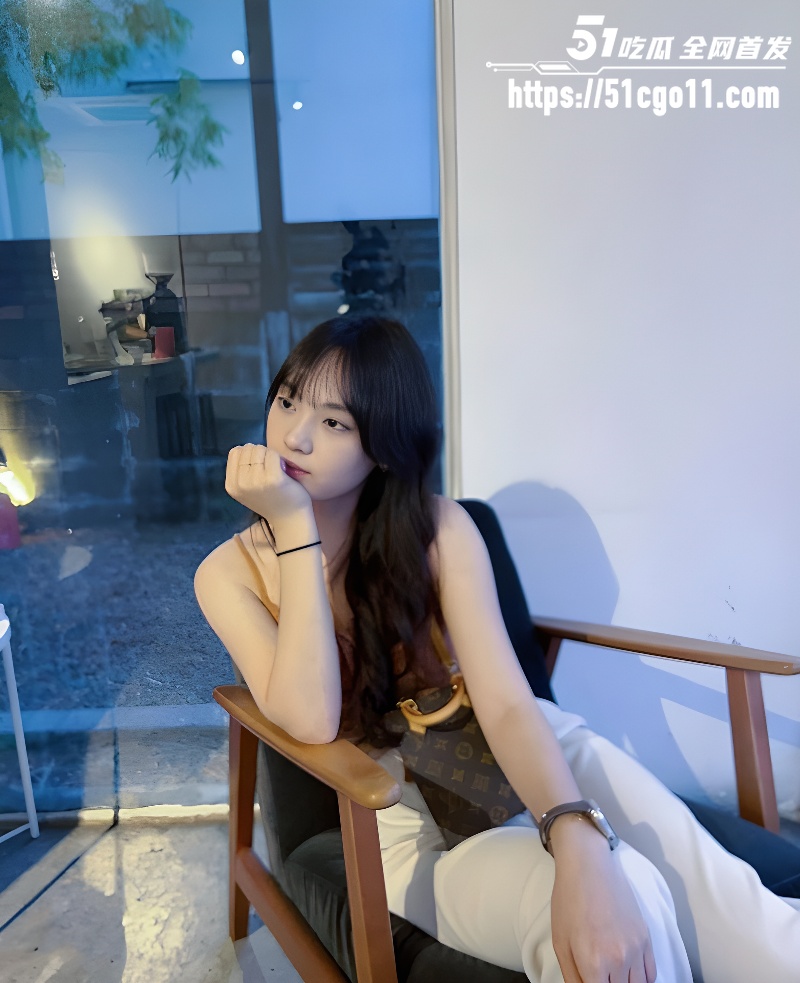 高颜值学生妹颖恩 3