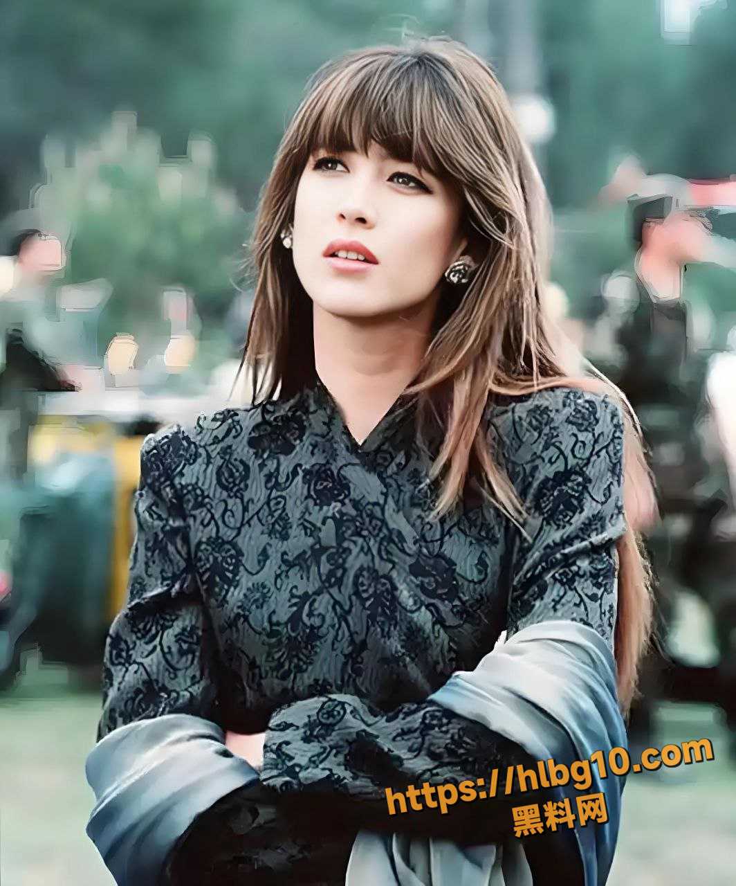 法兰西国宝级女神苏菲•玛索年轻时真是绝世颜值 露点大尺度电影流出！