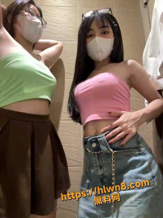 姐姐帮扣帮添妹妹帮插 不是只有男人能插 红配绿不一定丑的哭 姐妹花百合性爱视频曝光！