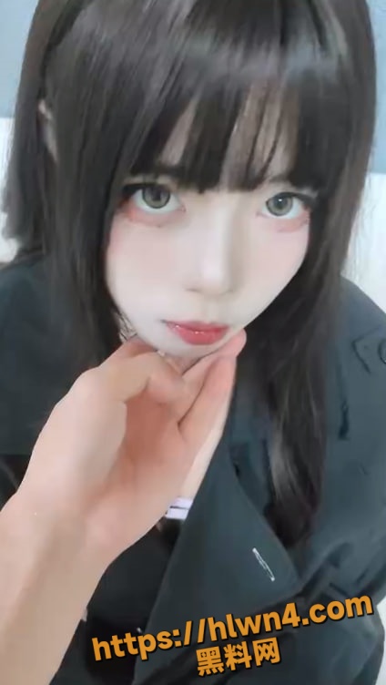 极品颜值小仙女 遥控跳蛋露出调教 大街超市商场景区各种人前露出！你的女神 我的母狗