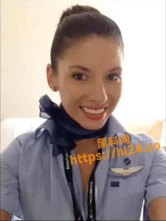 外国极品空姐与机长的不雅淫乱自拍泄漏！工作完直飞酒店激情干炮～