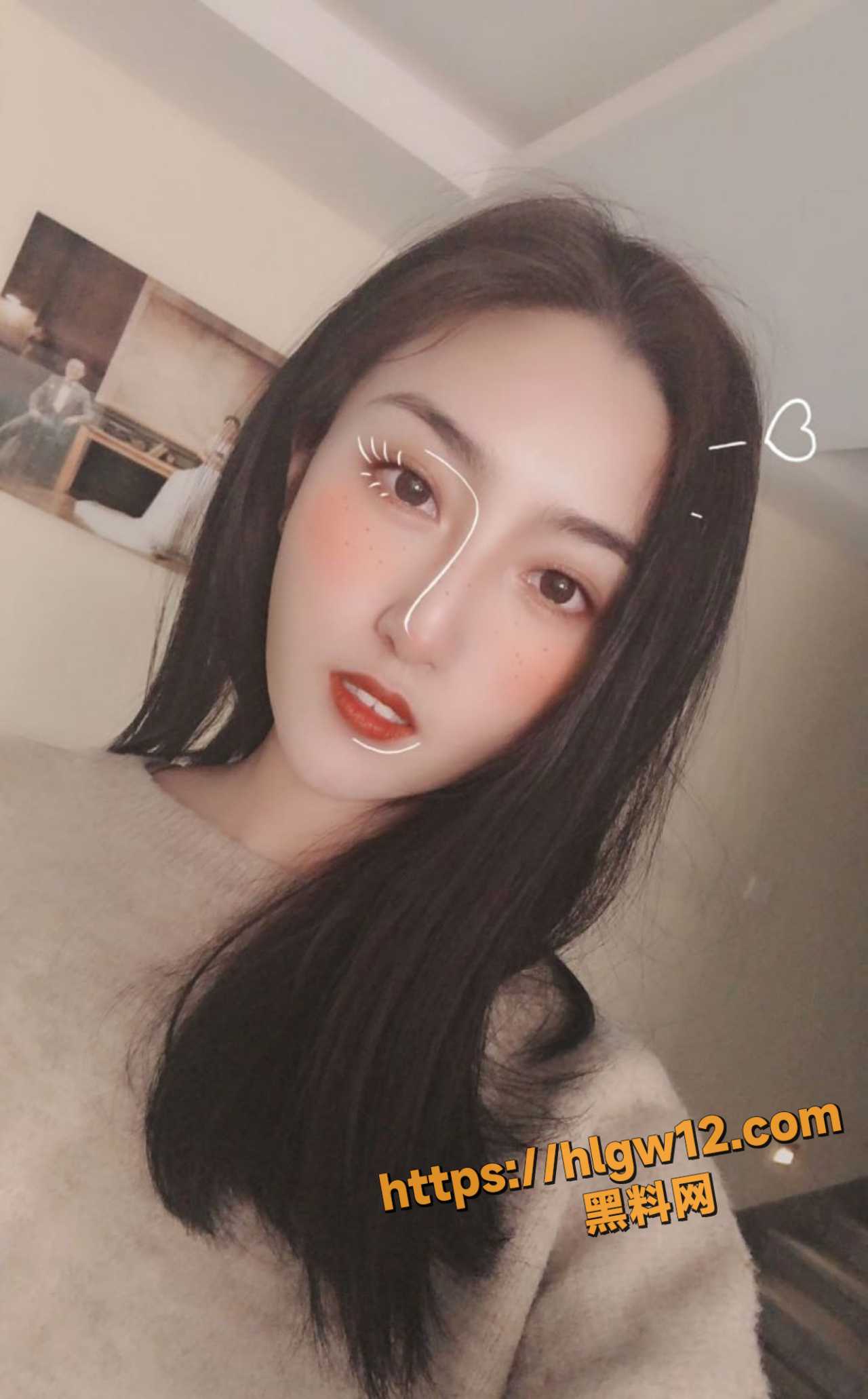 风华妖娆女秘书 一波又一波的精液打在我的口腔上 硬挺的肉棒在我的口中渐渐变软！ 配图