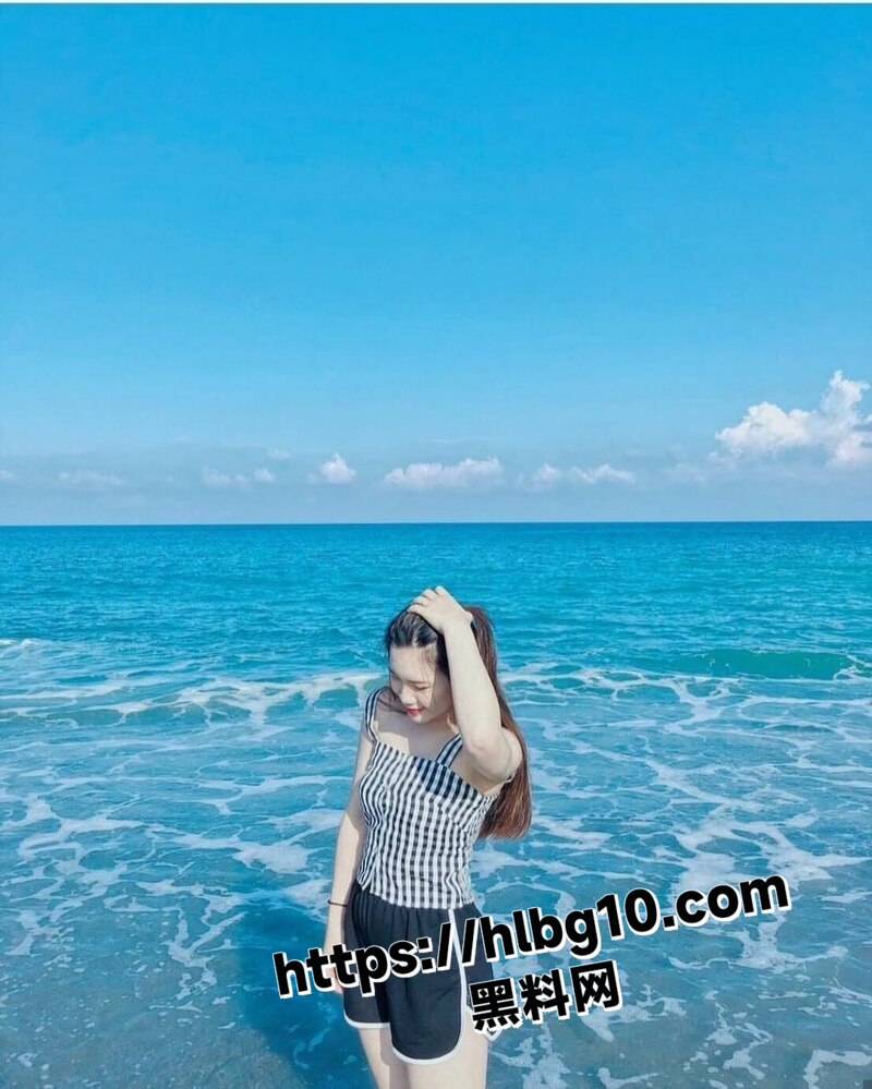 清纯露脸的邻家妹妹与男友不雅自拍视频流出 私下极度反差 娇嫩私处被猛烈冲刺
