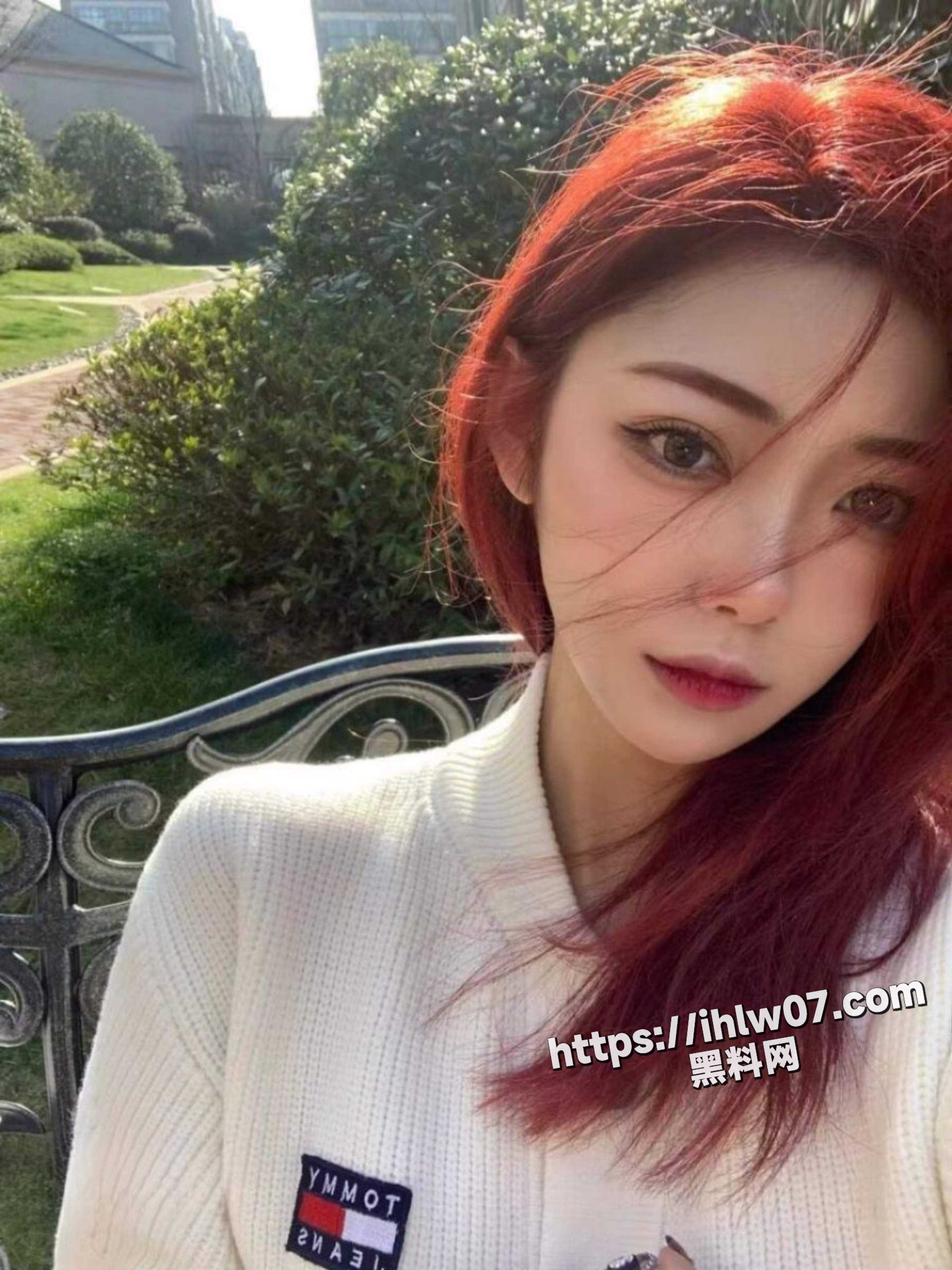 人美逼遭罪 素颜大学女神 分手后遭渣男泄露曝光做爱视频 ！