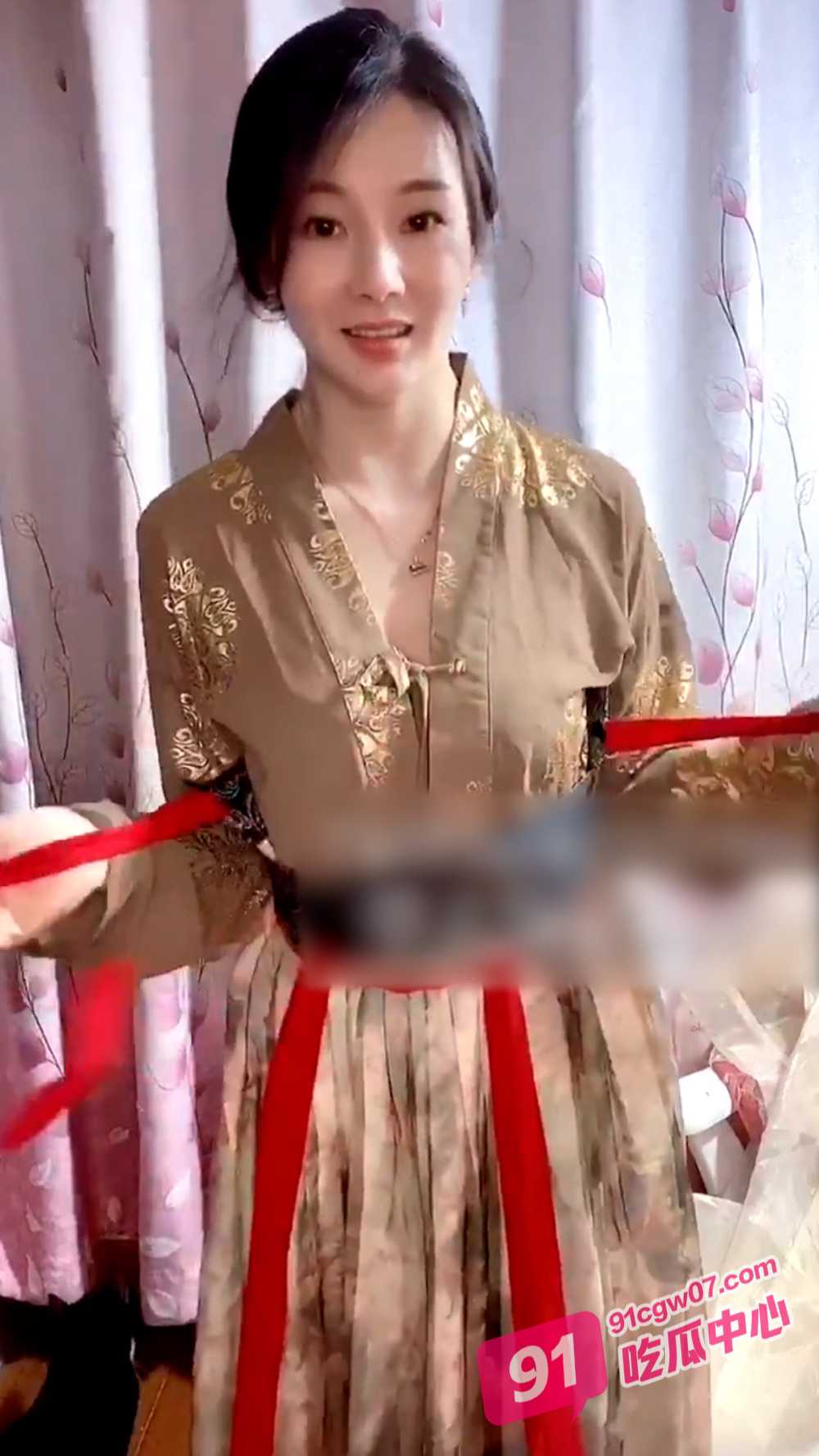退圈女神归来!王动御用模特【甲乙丙我姓丁】最新解锁推特自拍大胆露出全套 配图3