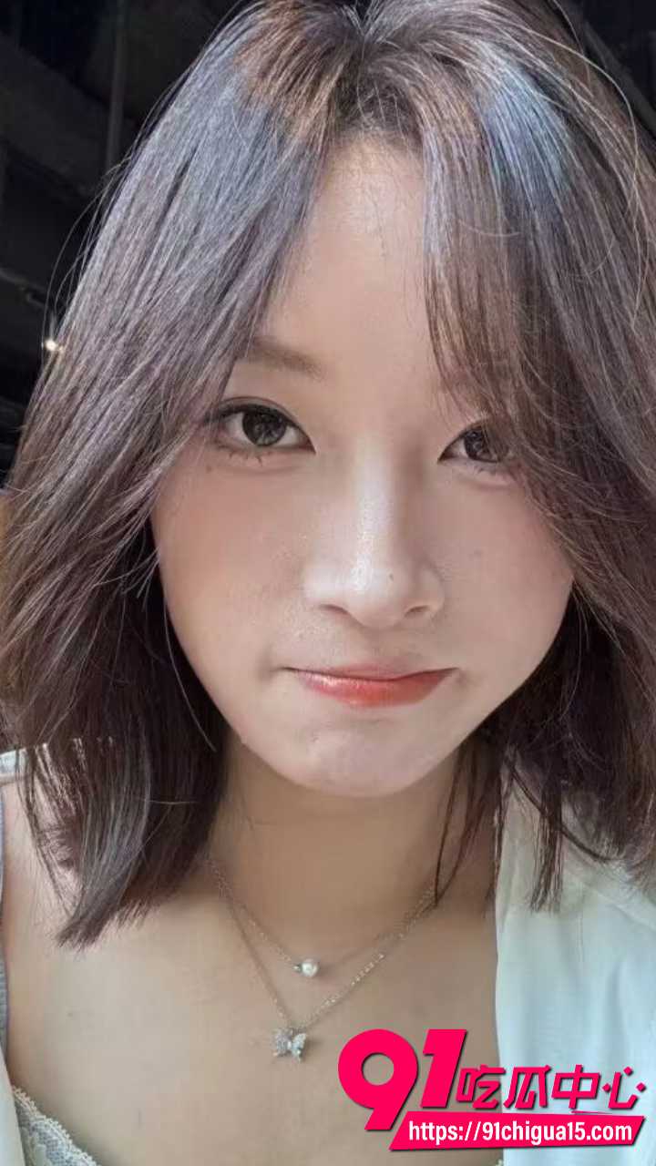 吉林高颜值反差学生妹张语桐被金主包养调教2 吉林高颜值反差学生妹张语桐被金主包养调教2