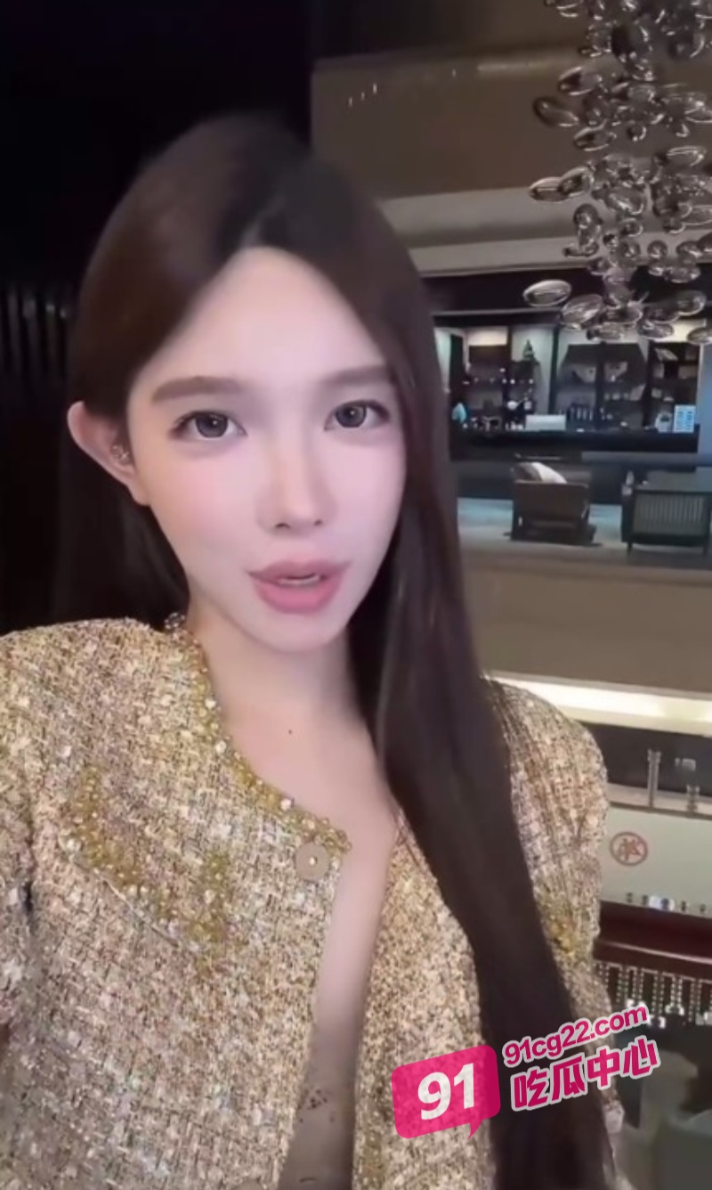 三亚炮艇事件 富二代游艇淫趴 奢靡生活视频曝光 两名女神跪舔后入 配图2