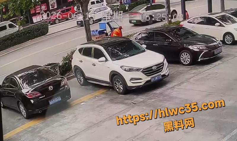 连云港灌南县黄浦银都城北门 极氪001酒驾180码狂飙 撞死环卫夫妻俩 面包车成空架子