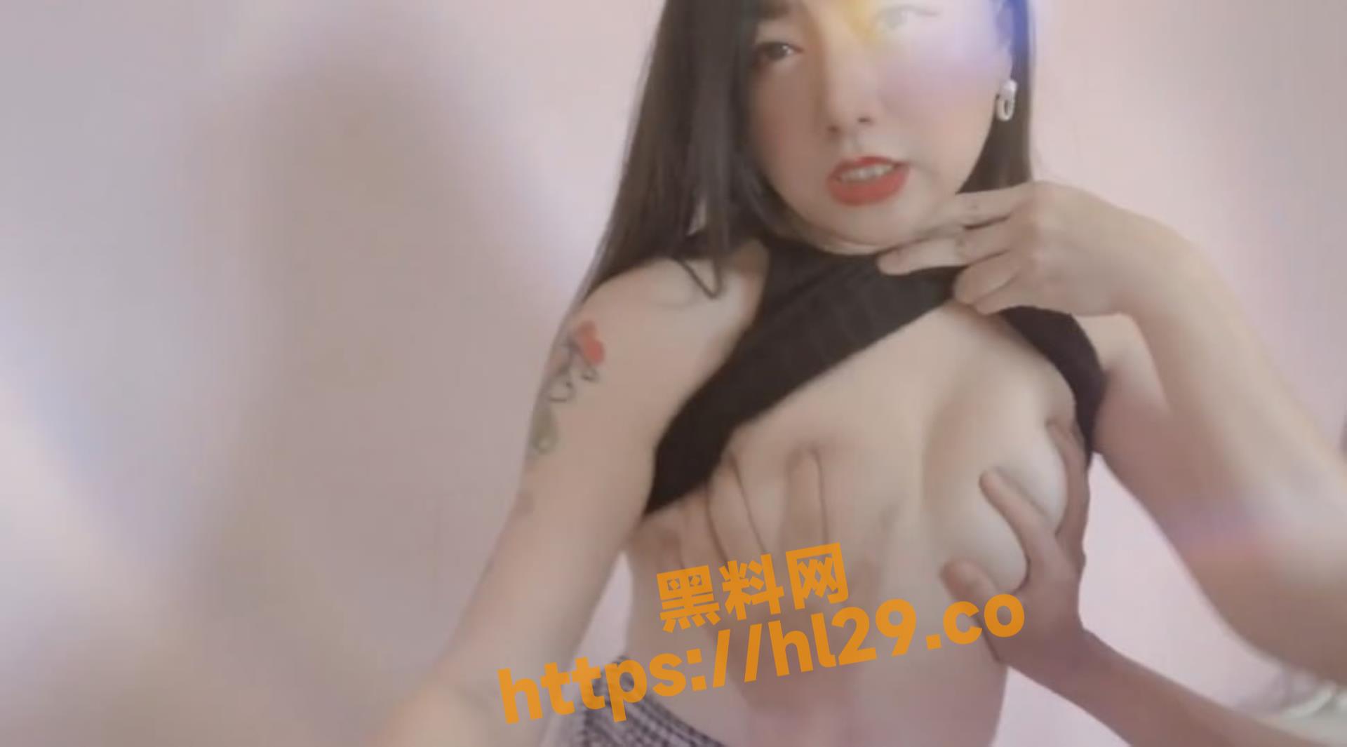台湾巨乳家教老师daisybaby 指导作业 顺便帮学生解决下生理需求