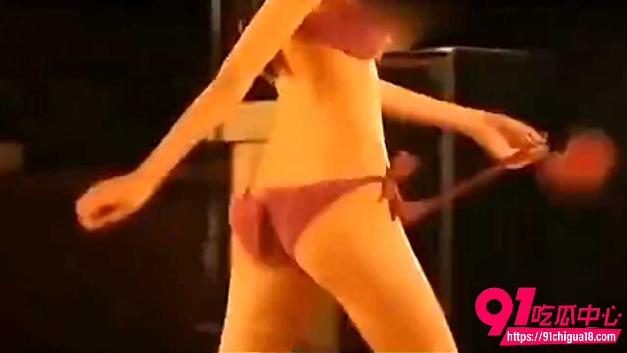 马凡舒18岁走秀惊魂一刻4