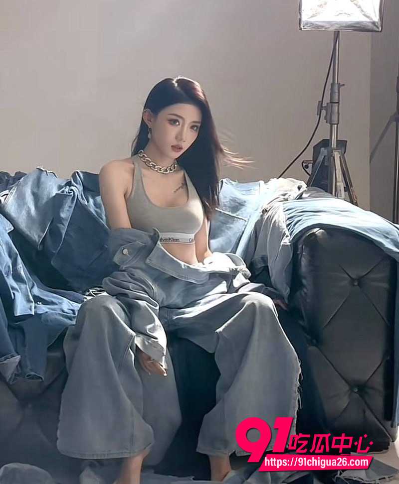 网红小伊伊8 网红小伊伊8