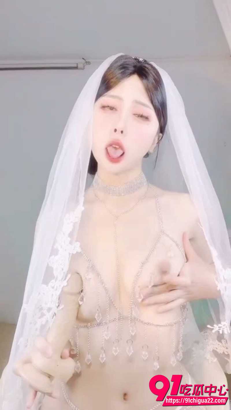 半糖主播蘸点蜜桃酱3