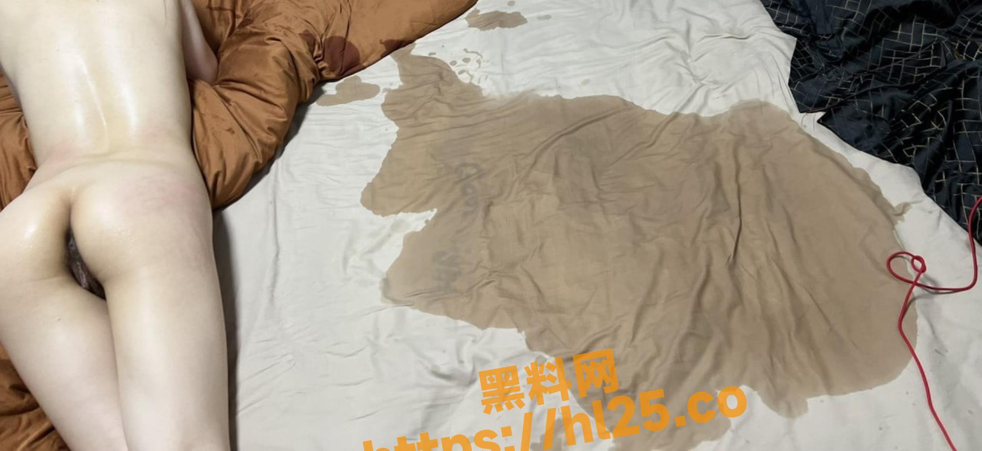 大棒才能降服小妖精 男子日常粗暴输出 床单每天都得玩湿