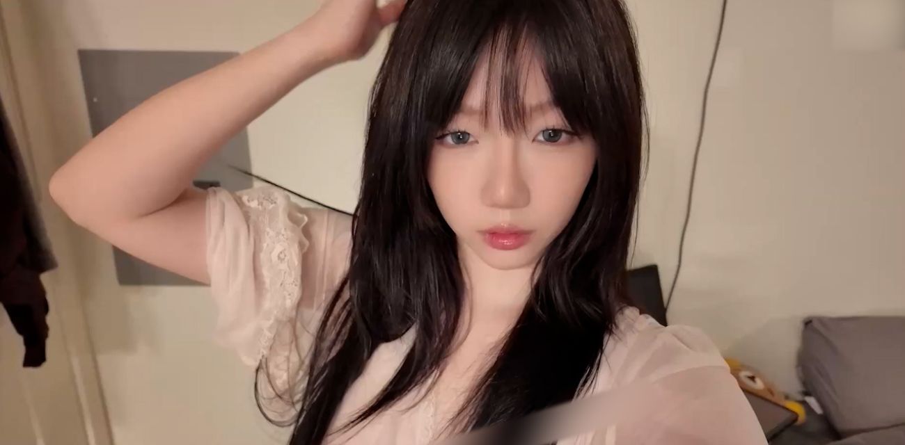 每日大赛之极品白虎嫩妹自慰性爱合集 床上疯狂缠绵骑乘 白虎穴榨干每一滴浓精!