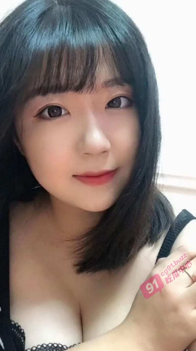 陕西少妇带娃偷情事件～已婚少妇带着孩子出来约炮 用奶子喂饱孩子又喂炮友！