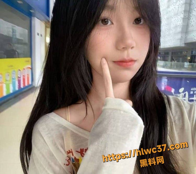 大一学妹 马丹妮 被男友出卖 女生过度信任两人隐私视频遭泄 恋爱边界感再引热议