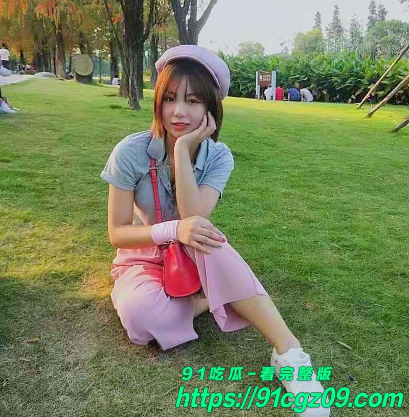 赣南师范大学 韦丽芳 背着男友兼职外围赚外快 喜欢车震口交被炮友捅嘴塞喉爆操输出
