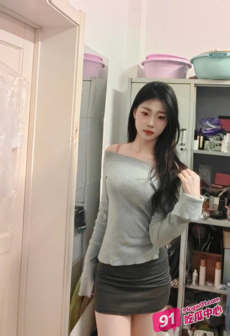 滁州学院清纯女大曹蓉蓉与网恋男友酒店打炮惨被偷拍 妖娆身段被渣男爆干!