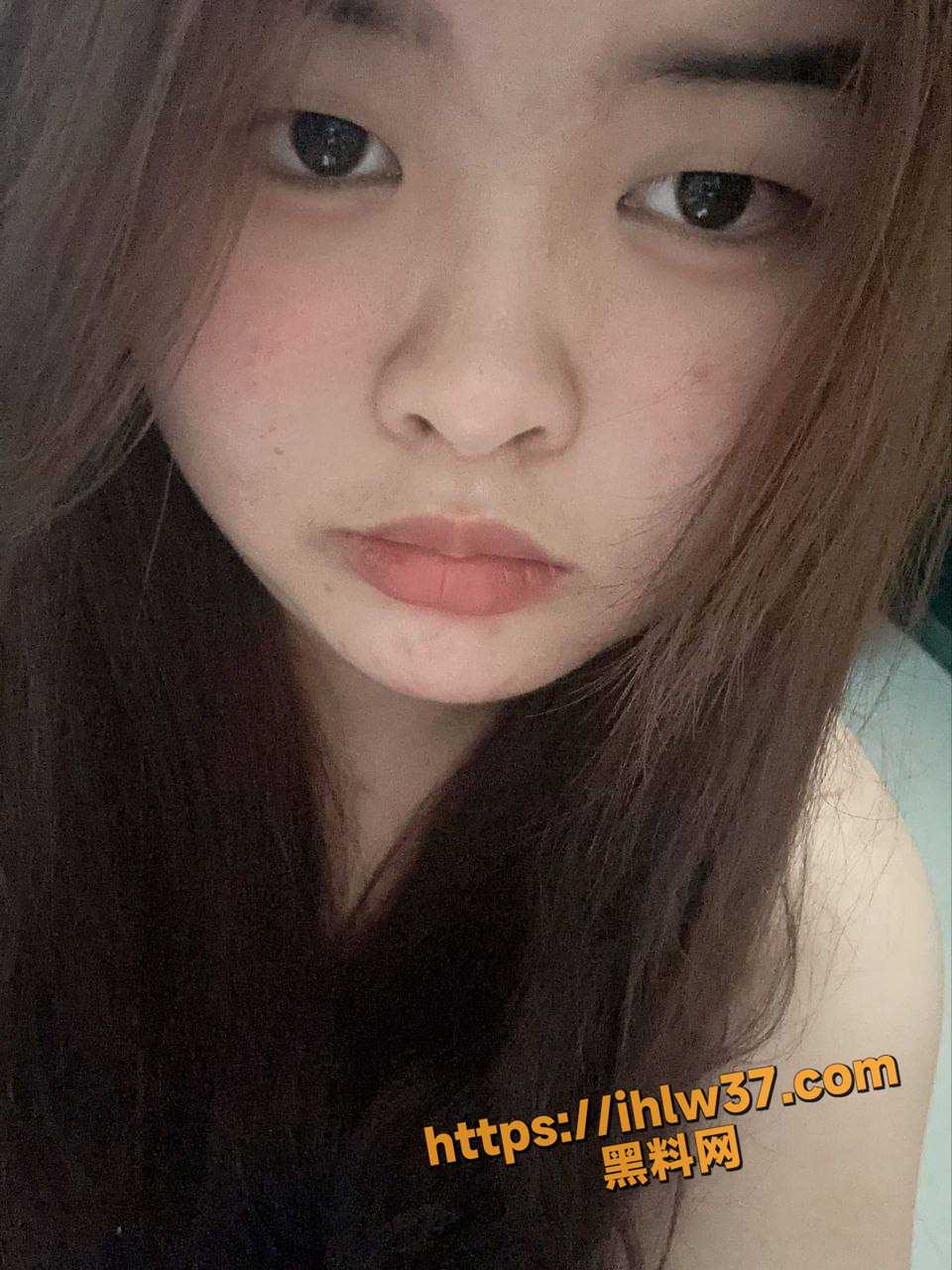 韶关巨乳骚货 李宇琪 卖淫被曝 堪称坦克的她希望能够找到坦克驾驶员操翻自己！