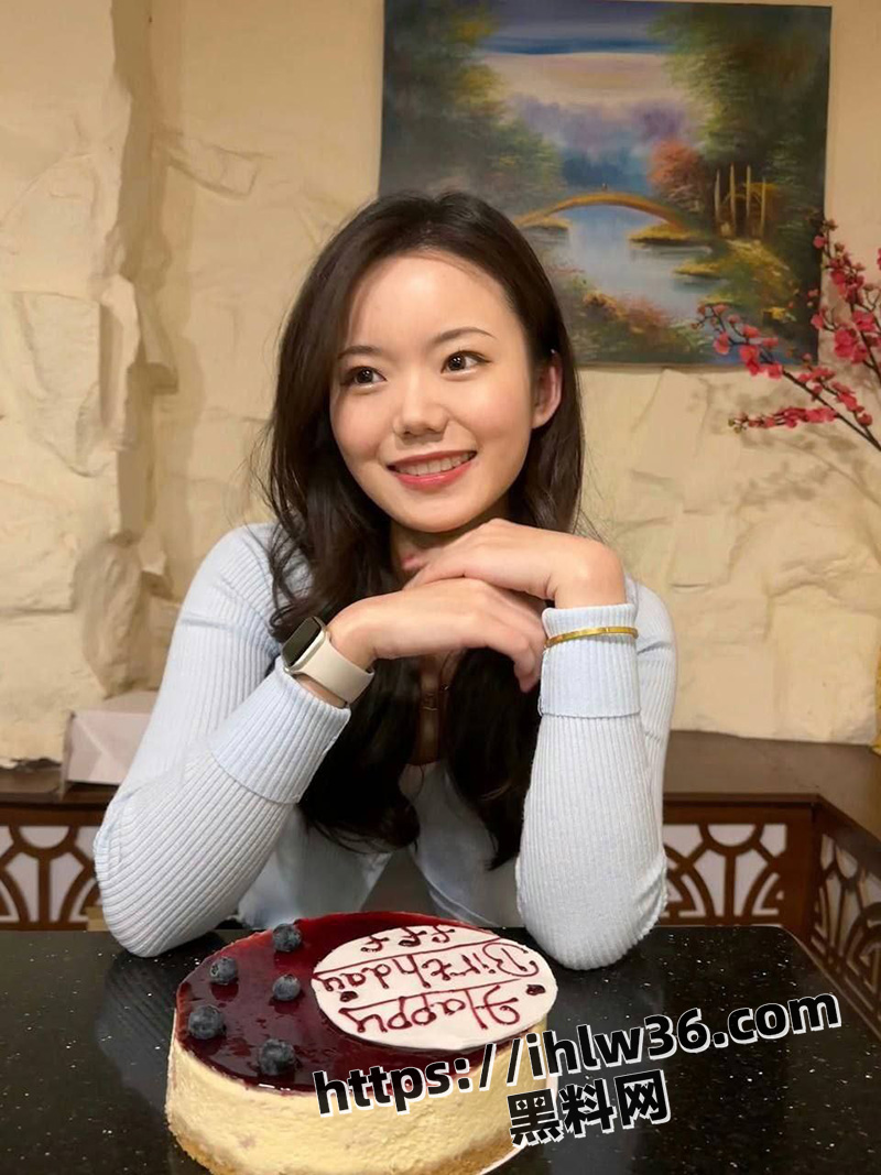 反差熟女人妻少妇露脸口交 自拍调教超粉嫩穴 无套抽插干得她飘飘欲仙
