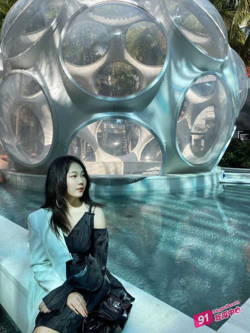 福建南平中学眼镜妹和男友玩网调！用手指插入自己的小嫩穴里进行自慰！ 配图3