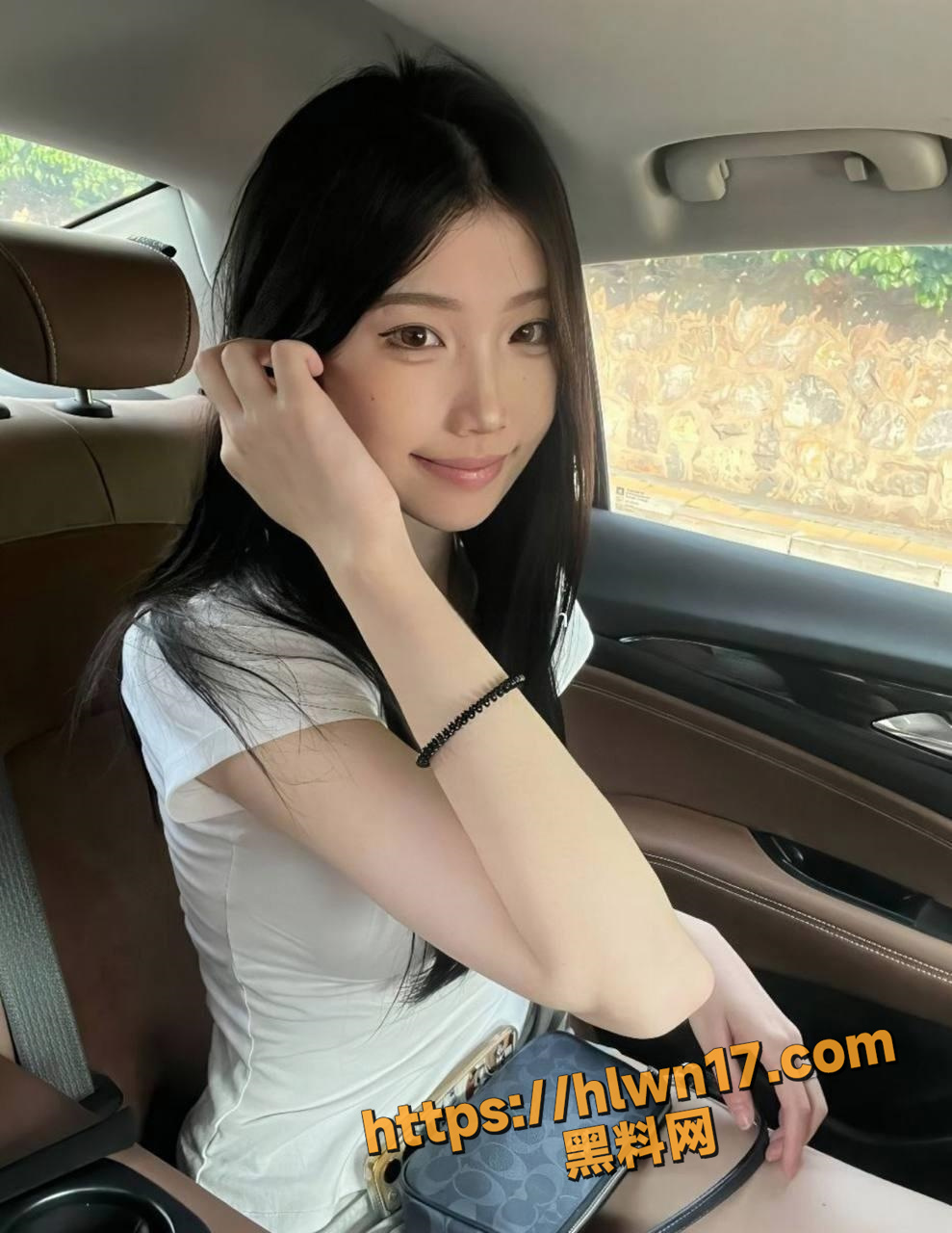 呆萌清纯学生妹 重度性瘾小母狗 浙江音乐学院高颜值学生妹 黄歆茹 黑丝衩开库性爱视频被曝光！