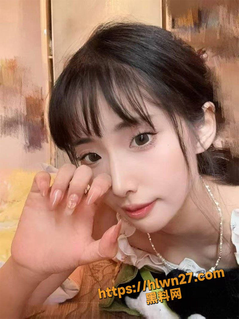 高颜值艺术学妹居家自慰 极致身材神仙颜值看得如痴如醉 假屌自慰自慰抠逼暴殄天物