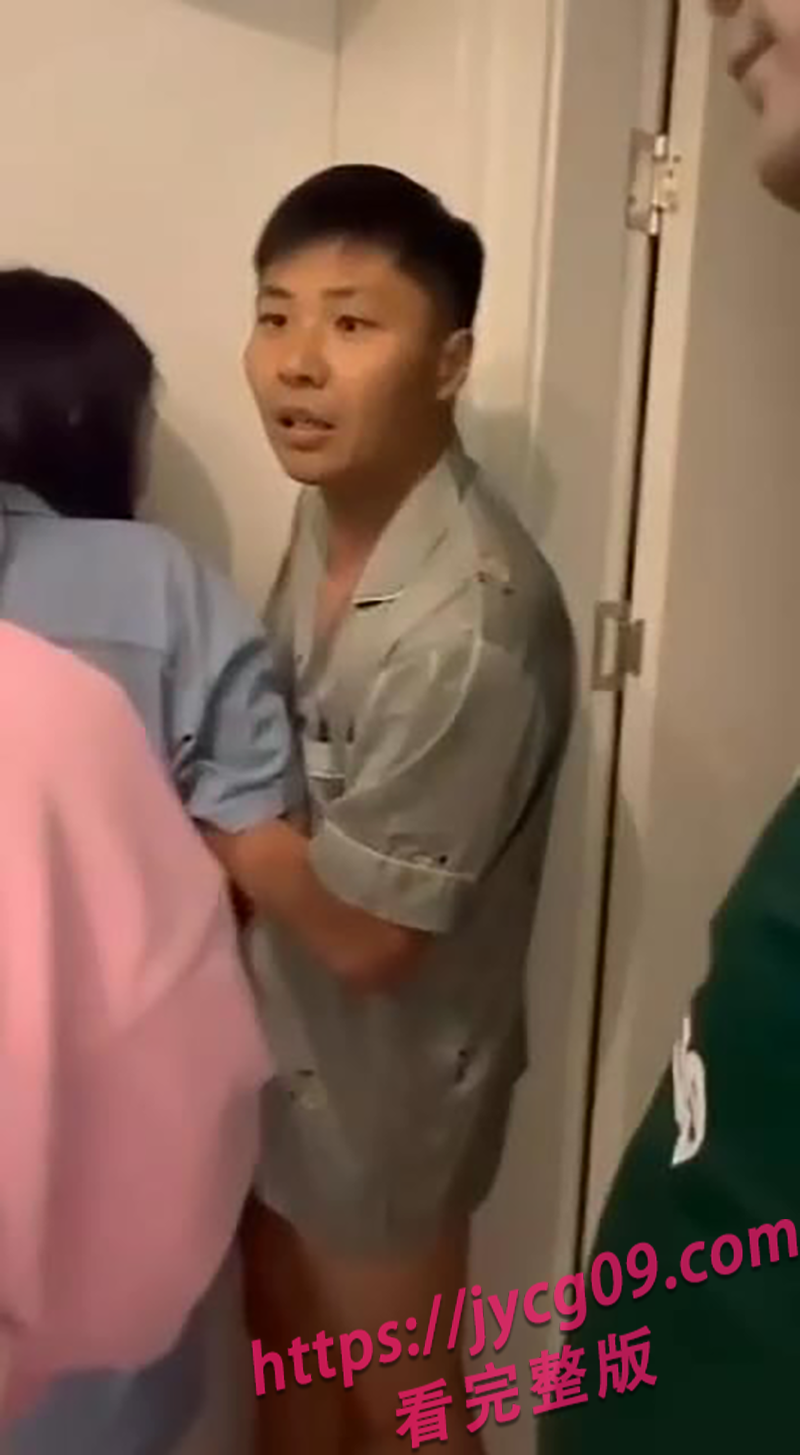 江苏抓奸在床实录曝光！小舅子怒砸渣男画面太狠 配图2
