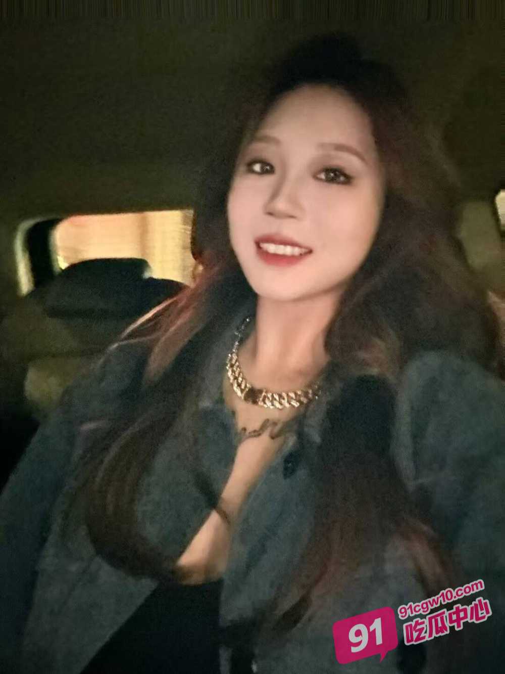 偷情极品少妇 陈欣 做爱途中老公来电话 一边插逼一边接电话 太刺激了！ 配图3