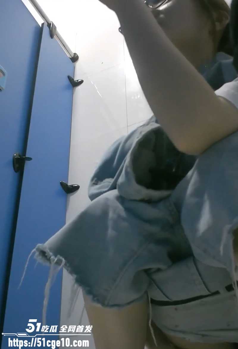 商场女厕高清偷拍 8 拷贝