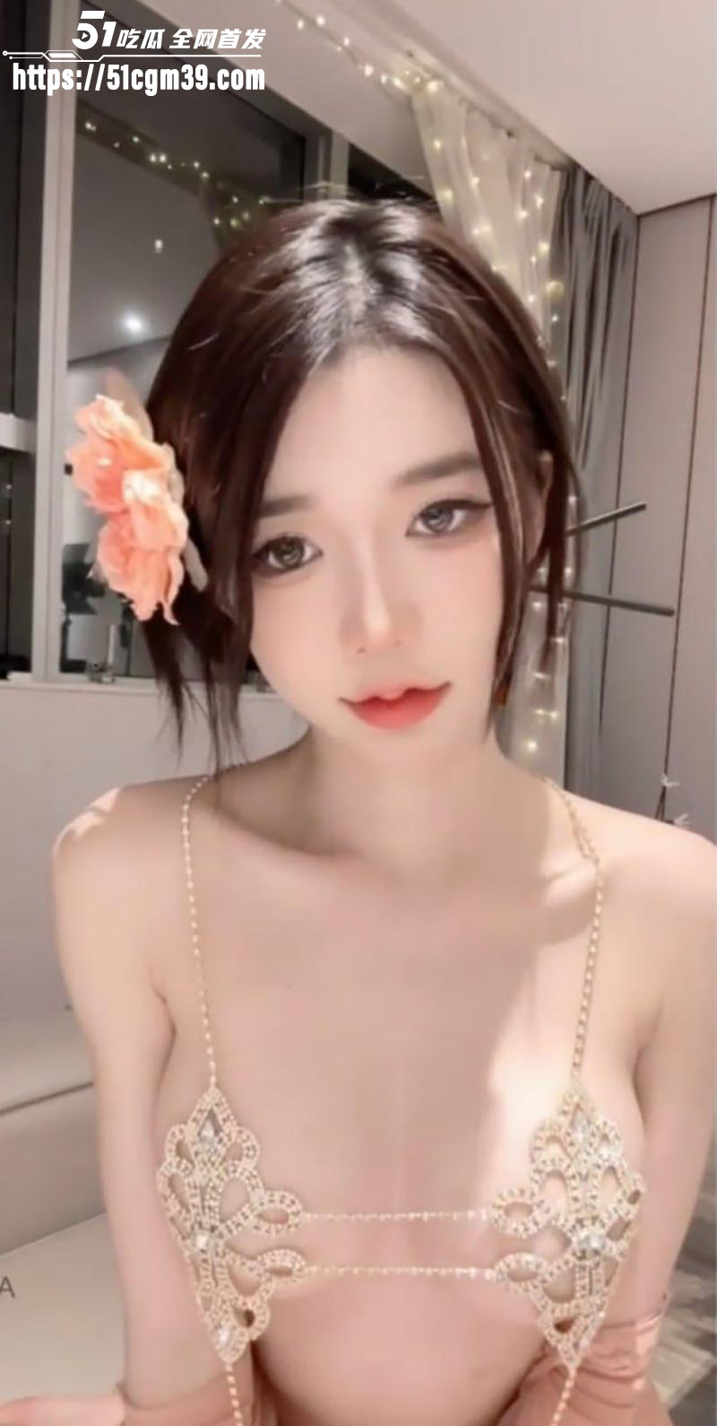 黎允熙baby直播换衣服玻璃反光露点5