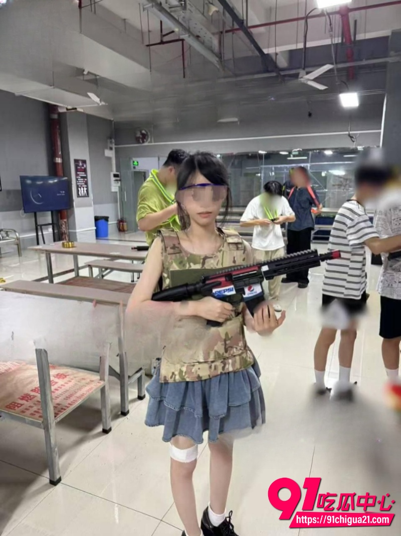 意淫自己妹妹3 意淫自己妹妹3