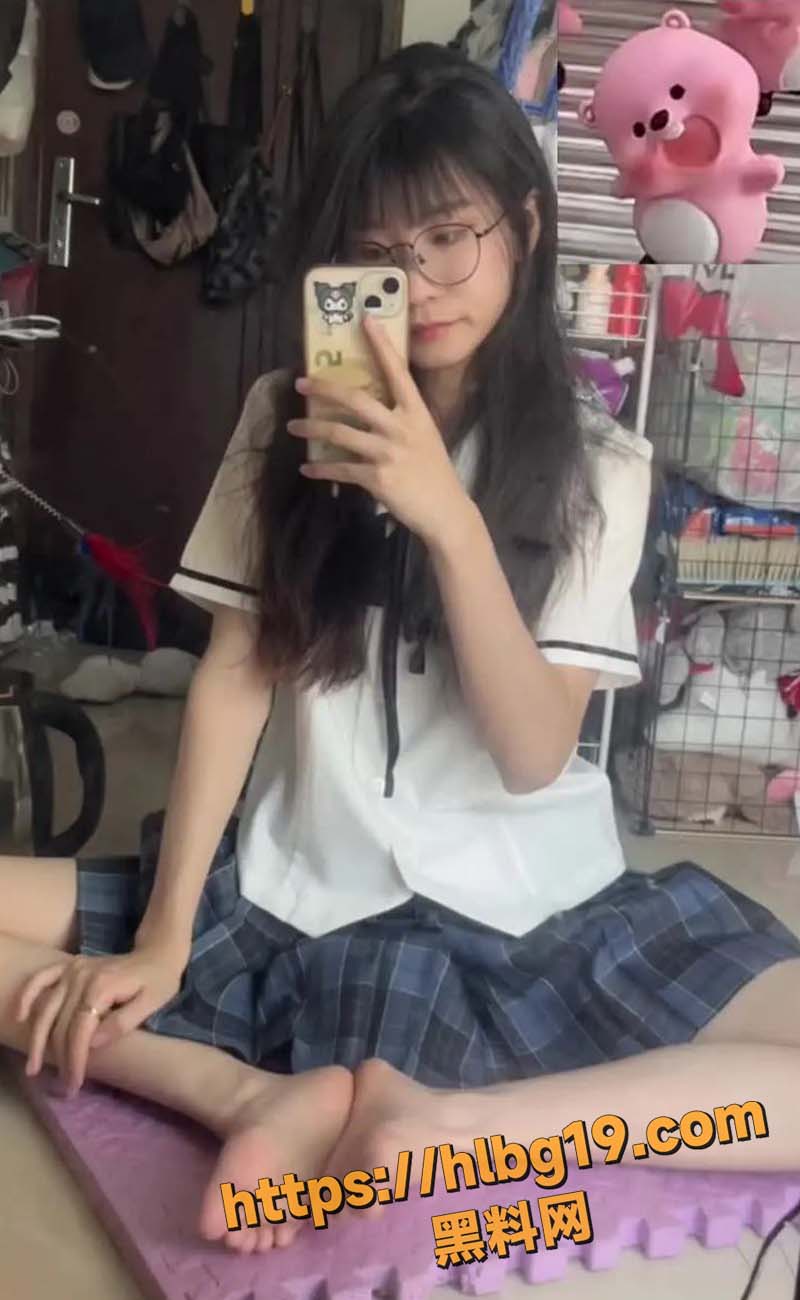 抖音小红书网红 自由不如你 大尺度裸足诱惑 诱人玉足调教寸止 足控爱好者不容错过