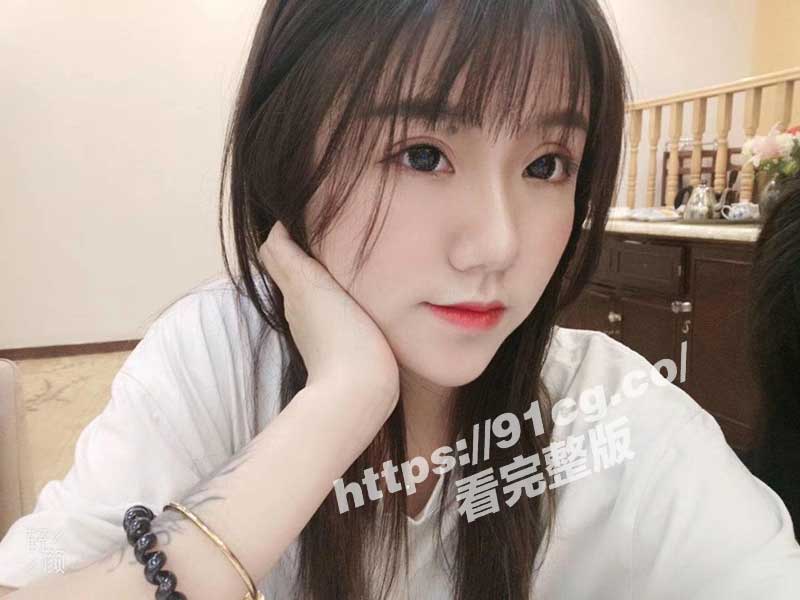 探花大神偷拍女主长相酷似小团团 斗鱼千万粉丝主播 一条小团团 疑似下海当外围女