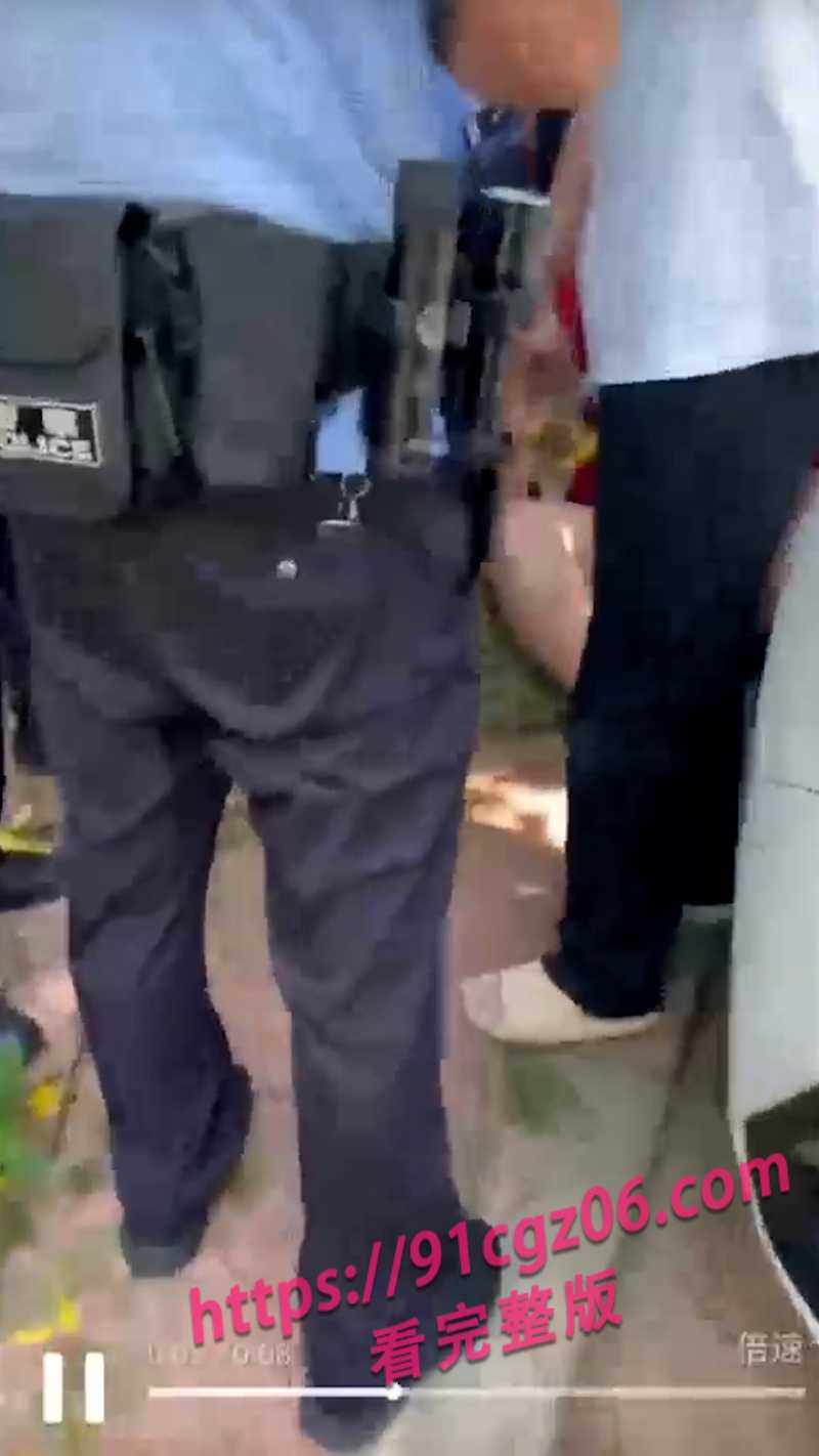 胖子在女厕强奸老人被报警逮捕网页素材4素材水印版