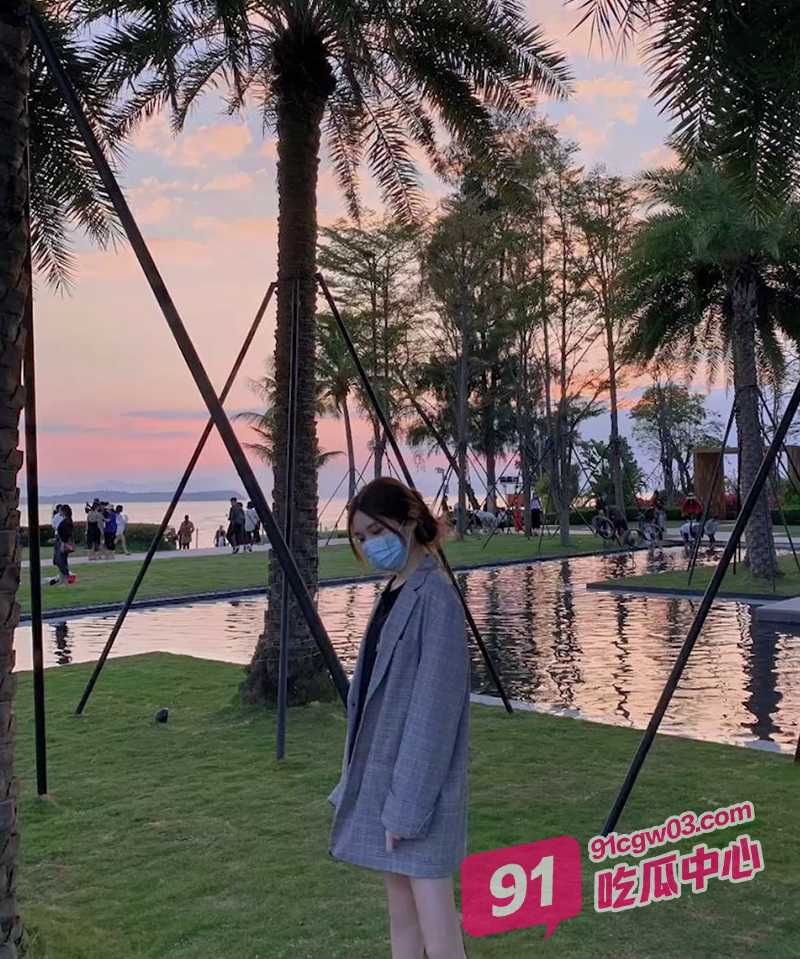 浙江小姐王宇欣 穷人女神富人母狗 大神豪宅圈养性奴母狗日常舔脚喝尿啪啪！ 配图4