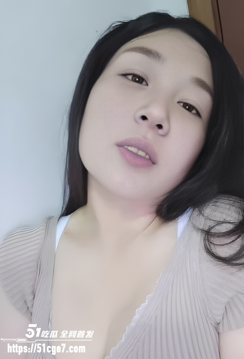北京朝阳区来广营地区办事处牟维娜线上相亲发骚记录曝光6 北京朝阳区来广营地区办事处牟维娜线上相亲发骚记录曝光6