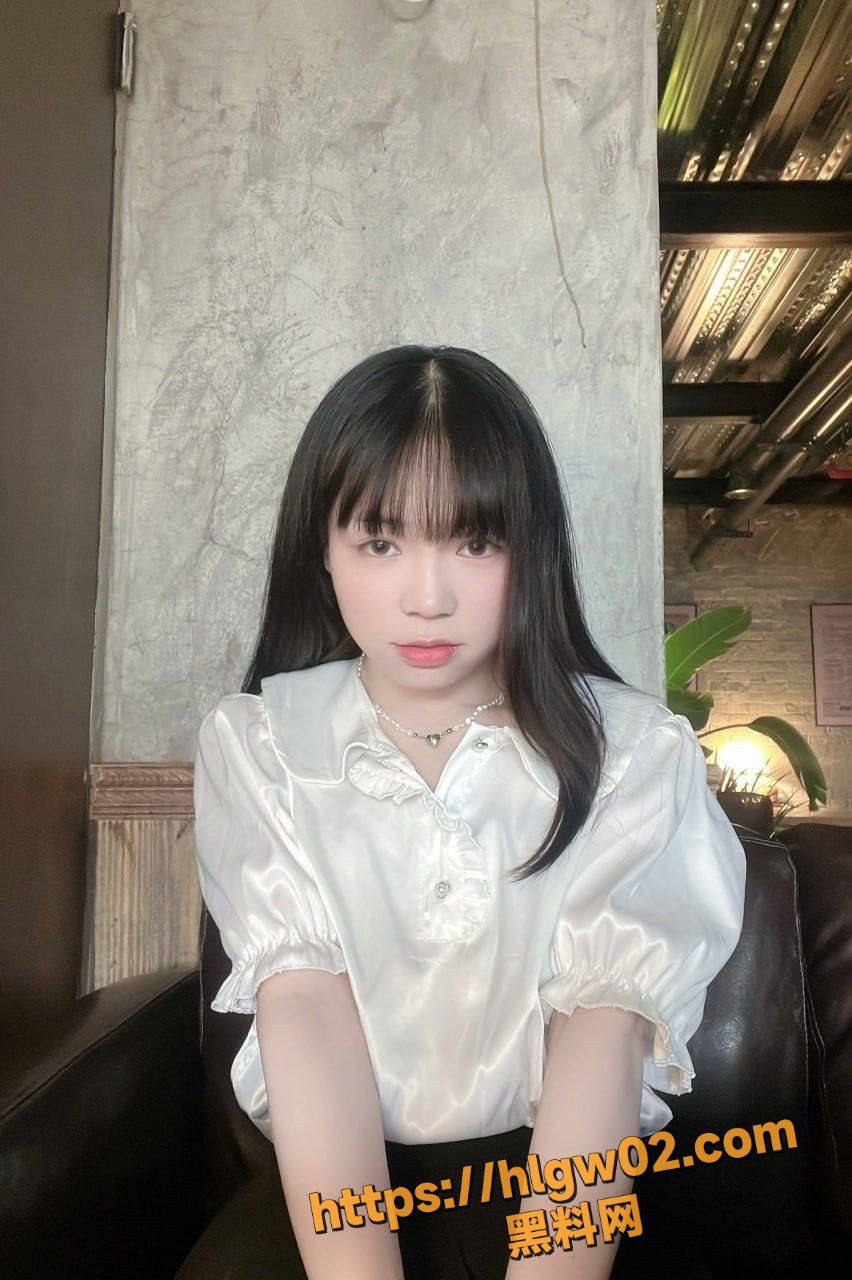 母狗陈欣燕定制视频流出 为金主私拍全裸自慰 奶子晃动勾魂 淫乱表演超下流