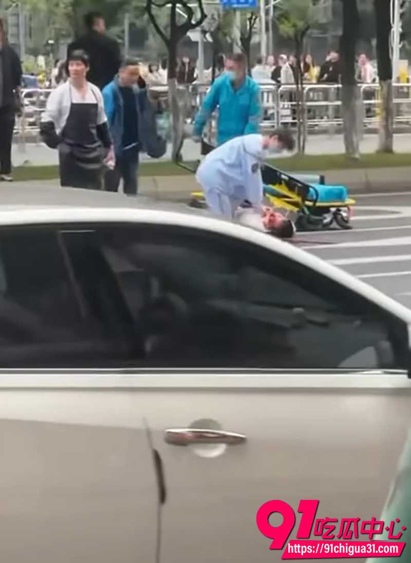成都报复性马路撞人事件 6