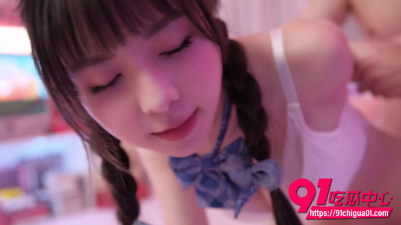 台妹Tiny白丝JK学生cos4